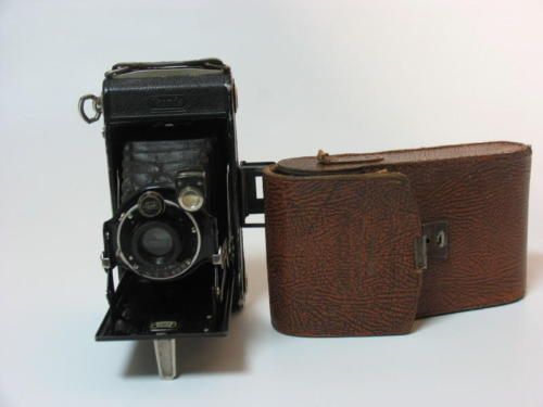 ZEISS IKON IKON DERVAL 520/2 FOLDING CAMERA CASE  