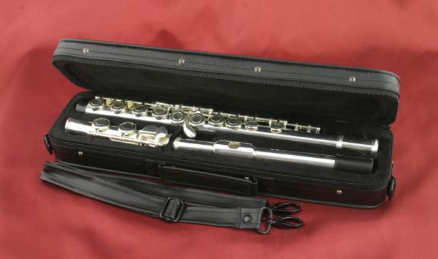 Glenn Edwards Flute with Leather Case, Brand New  