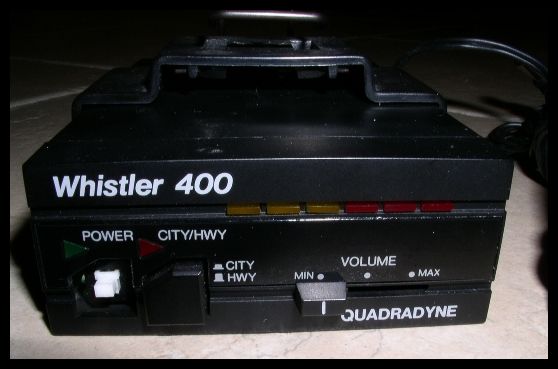 WHISTLER 400 RADAR DETECTOR W/CAR CHARGER QUADRADYNE  