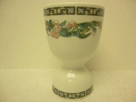 Were offeringa ultra rare piece amongst the Railroad china pieces 