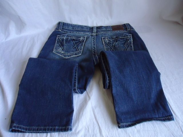 BKE Buckle Sabrina Stretch CROP JeANS size 30  