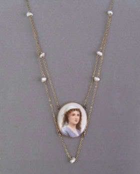 LOVELY ANTIQUE LAVALIERE NECKLACE Hand Painted PORTRAIT  