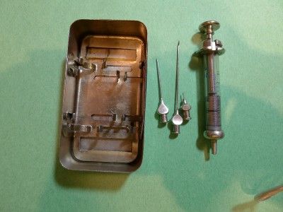 VINTAGE WATCHMAKERS OILER SET [ORIGINAL RECORD] TOOL  