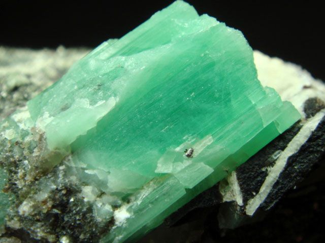 500g Groups Prismy Jade Green EMERALD BERYL Crystal  