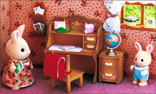 JP SYLVANIAN FAMILY BEDROOM DESK SCHOOL BAG DRAWER SET  