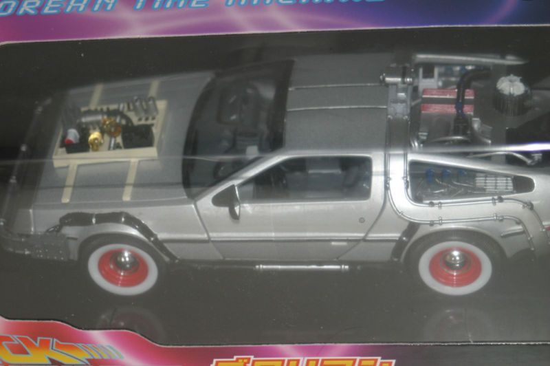 Back To The Future 3 DMC DeLorean Die cast 1/24 JAPAN  