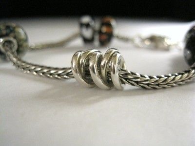   TROLLBEADS 7 1/2 BRACELET & 7 GLASS BEADS & SILVER 3 SIBLINGS CHARM