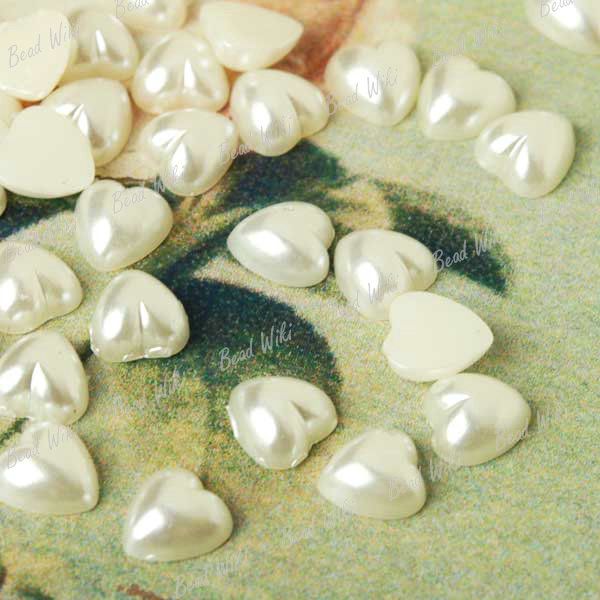 196 White Heart Flatback Pearlized Cabochon Bead AR0338  