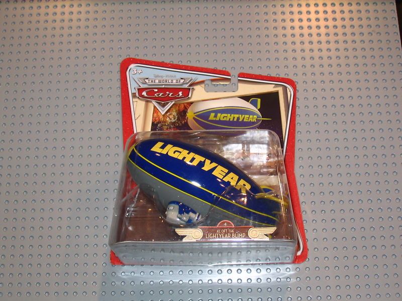 Disney Cars   MEGA SIZE   AL OFT LIGHTYEAR BLIMP   MOC  