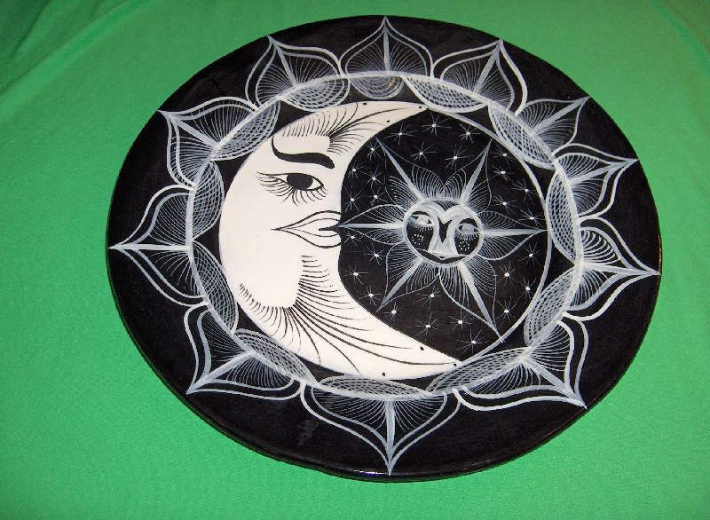 Large Black/White 16”Round Buffet Serving Tray, Moon&Stars, Mexico