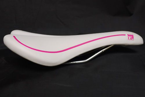 GIANT TCR BICYCLE SEAT SADDLE ROAD OFFROAD WHITE  