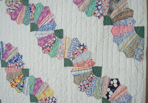 30s Vintage Fan Barn Raising Antique Quilt ~BEAUTIFUL FABRICS and 