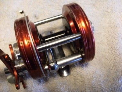 AMBASSADEUR 5000 WITH CLICKER THIS REEL IS USED BUT WORKS GREAT.CHECK 