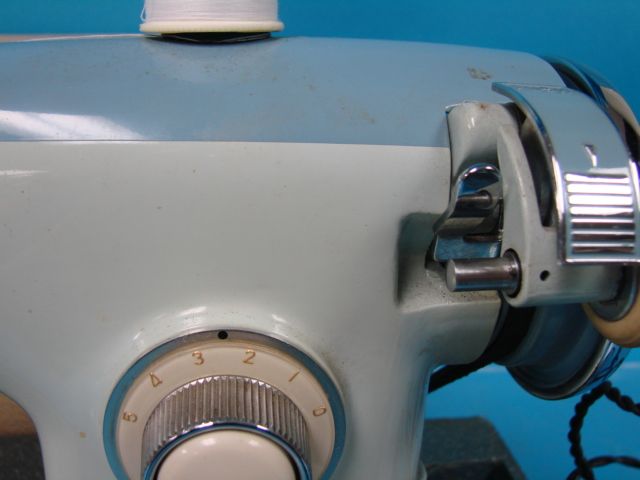 Vtg Home Mark Blue Sewing Machine Model 1361A + Case Motor Parts 