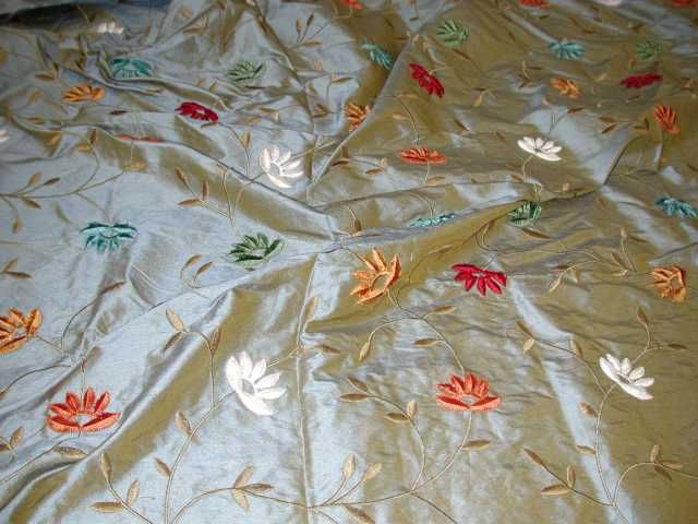 DRAPERY BLU/GOLD SHOT SILK SHANTUNG FABRIC EMBROIDERED VELVET FLOWERS 