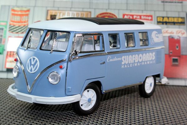 1962 VW VOLKSWAGEN MICRO BUS RETRO 1/18 HALEIWA HAWAII  