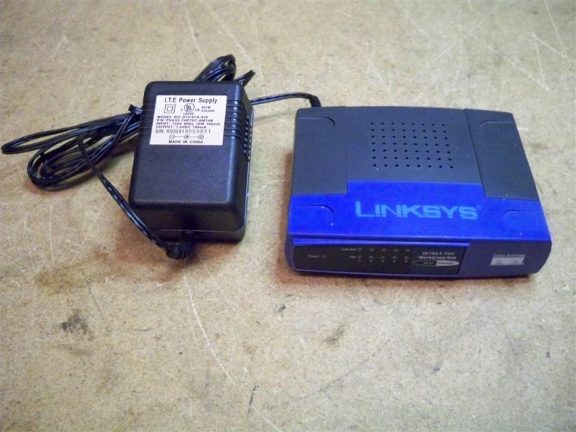 Linksys Cisco EFAH05W 5 Port 10/100 Workgroup Hub+Power  