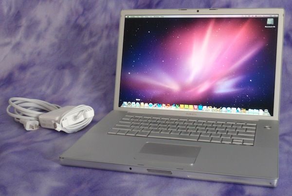 15 Macbook Pro Core 2 Duo 2.4Ghz 2GB 200GB A1260  