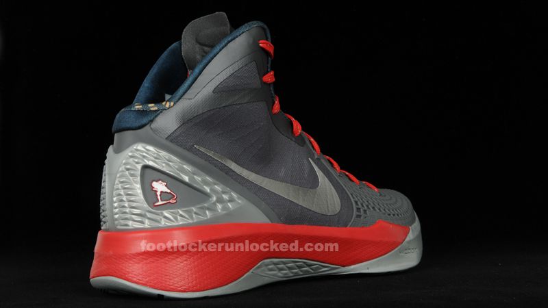   NIKE HYPERDUNK 2011 SUPREME BLAKE GRIFFIN THE BLAKE SHOW LIMITED 11