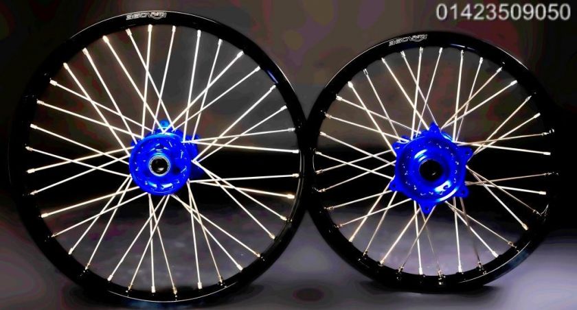 Blue Hubs & Black Rims for Yamahas 18 19 21