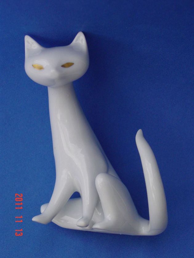 HUNGARIAN ART DECO WHITE CAT FIGURINE from Hollohaza Hungary 1960s 