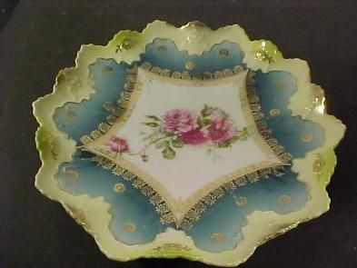 Lovely 9 Scalloped Edge HP Plate Star Austria  