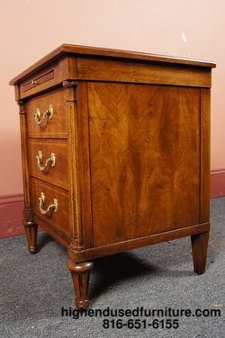 HENREDON Documentary II Banded Mahogany Chest Nightstand  